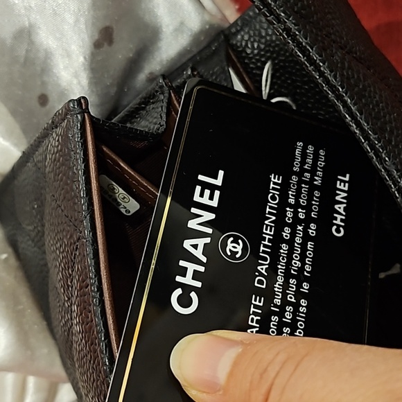 CHANEL Caviar Quilted Large Gusset Flap Wallet Black - Picture 7 of 7